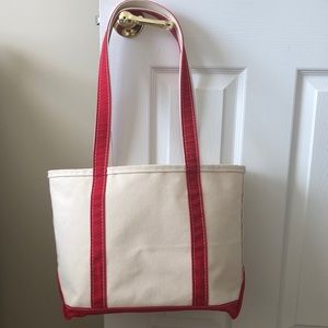 L.L. Bean tote